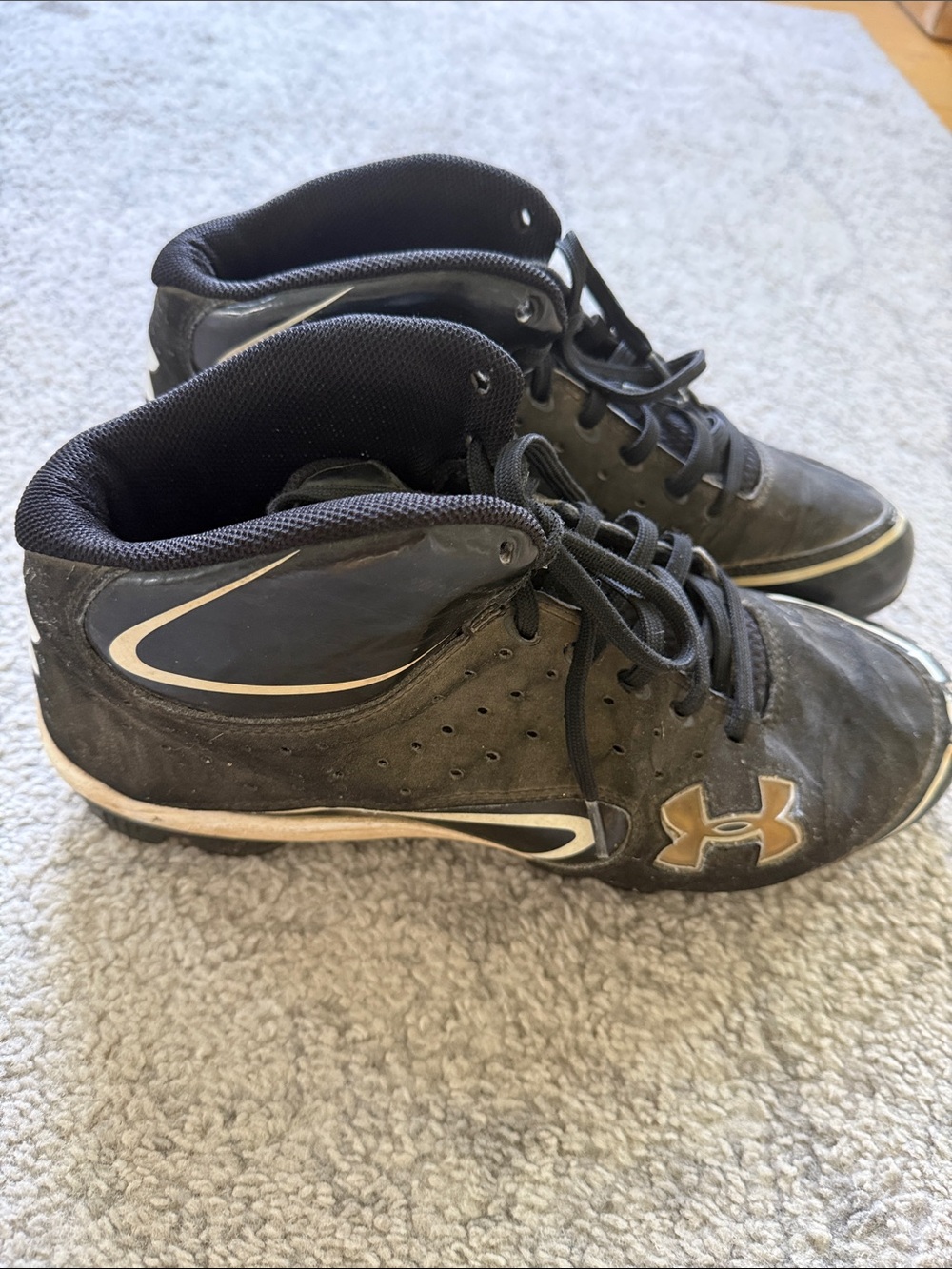 Under Armour Black High-Top Cleats size 10